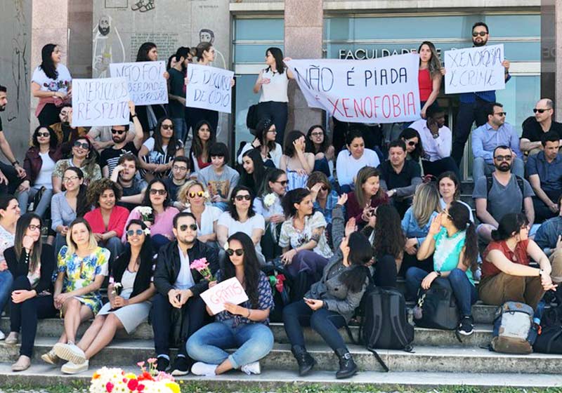 Protesto pacífico brasileiro - Foto: Flora Almeida/Arquivo Pessoal|