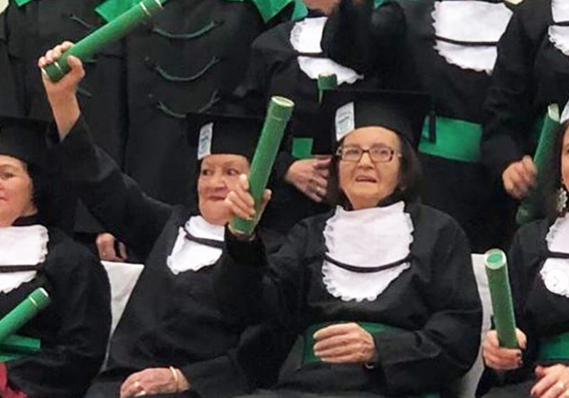 Julita e Nair na formatura - Foto: reprodução / Instagram|