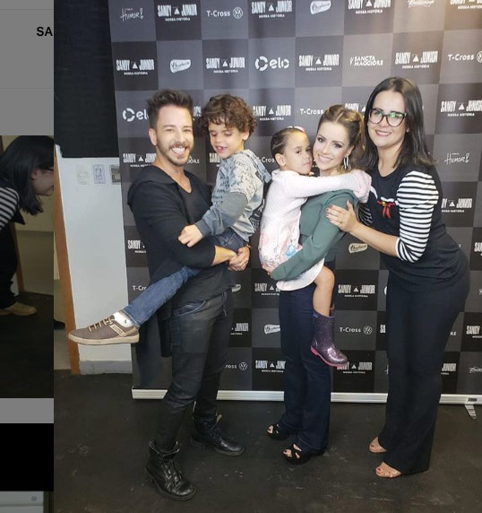 Daniel e Júlia com Sandy e Júnior - Foto: reprodução / Instagram