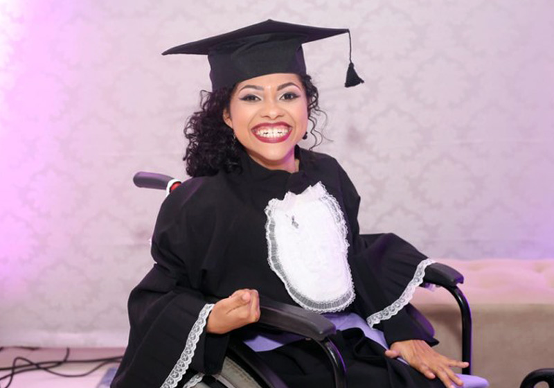 Rita de Cassia na formatura - Foto: Divulgação / Master Formaturas