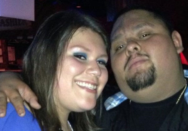 Jonathan e a esposa Foto: Facebook