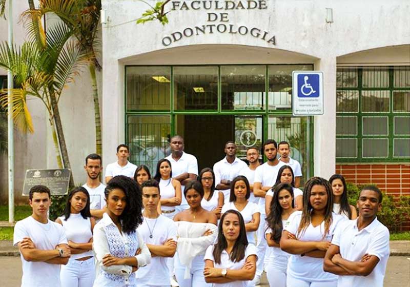 Protesto de alunos da UFJF - Foto: Gustavo Maximiano