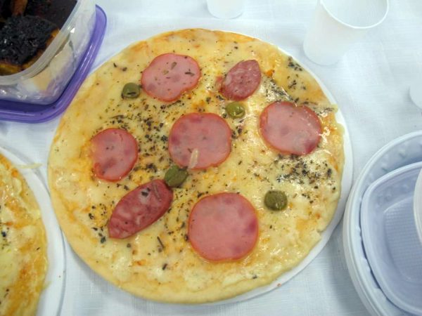 Pizza levada pela professora - Foto: Márcia Queiroz/arquivo pessoal