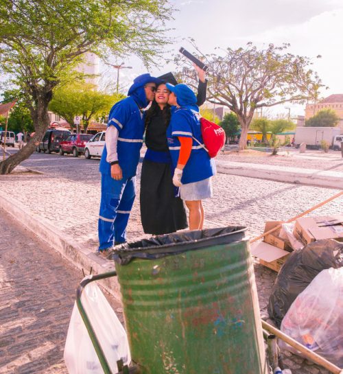 Vanessa e os pais - Foto: Cleyton de Paula