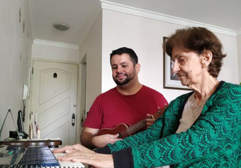 Sessão de musicoterapia – Foto: Arquivo do pesquisador