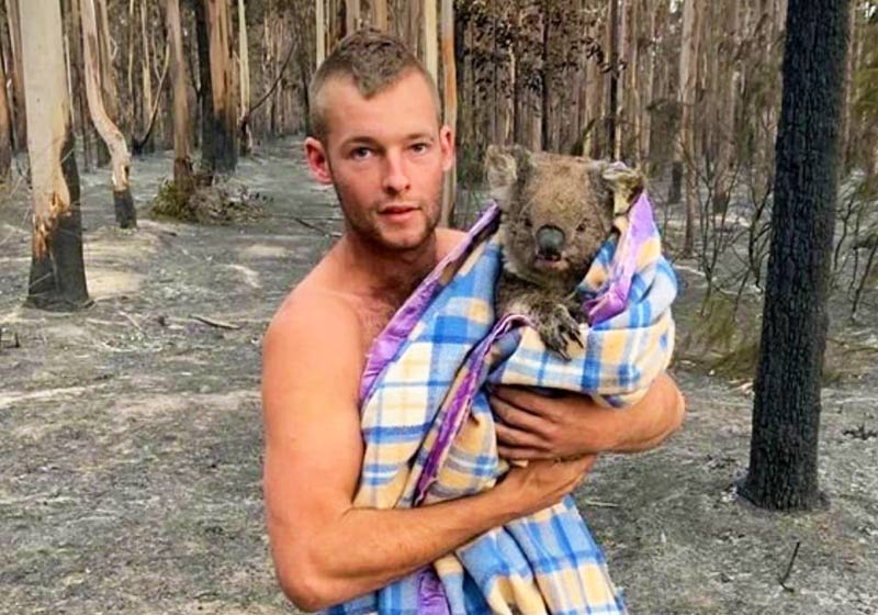 Patrick com um cola salvo - Foto: reprodução / Stuff|||