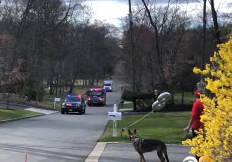 Carreata de bombeiros em New Jersey - Foto: reprodução / CBS