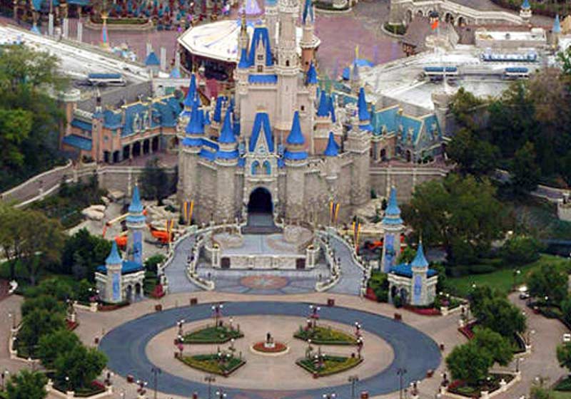 Parque fechado por causa da pandemia - Foto: Gregg Newton/Reuters|