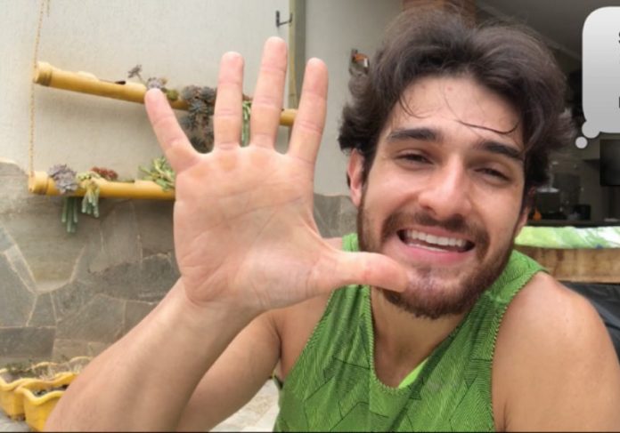 malhar-pernas-close Personal Victor Rosa - Foto: reprodução / Youtube