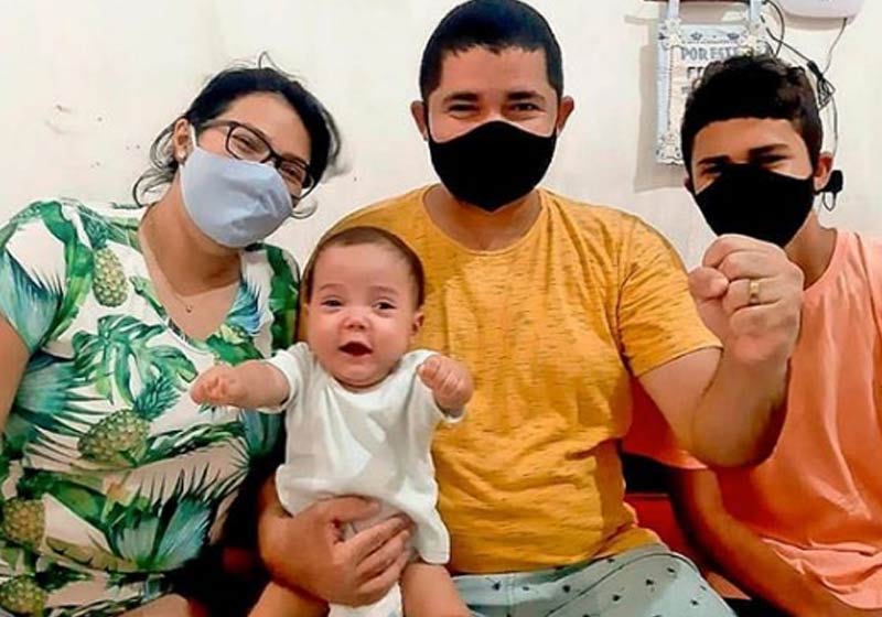 Francisco com a família - Foto: divulgação /Prefeitura de Sobral