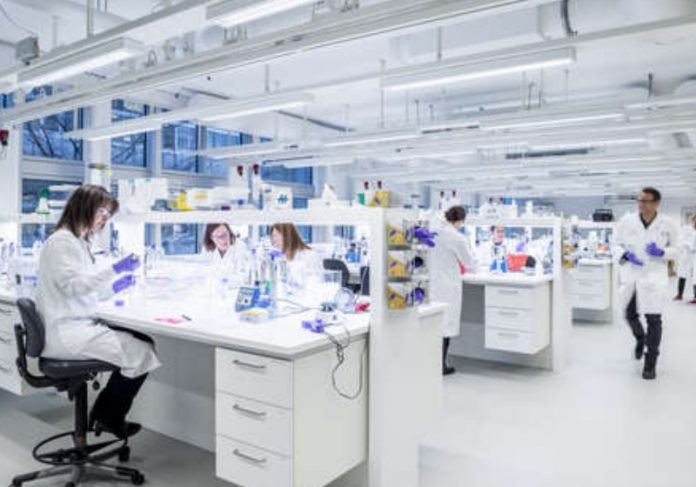 laboratorio_vacina Foto: AstraZeneca