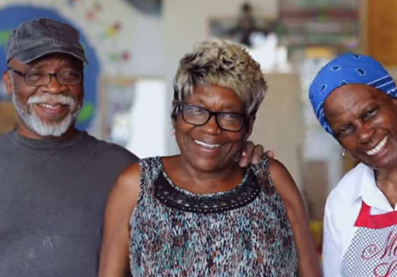 Donos do restaurante - Foto: reprodução / Youtube / SouthernThing