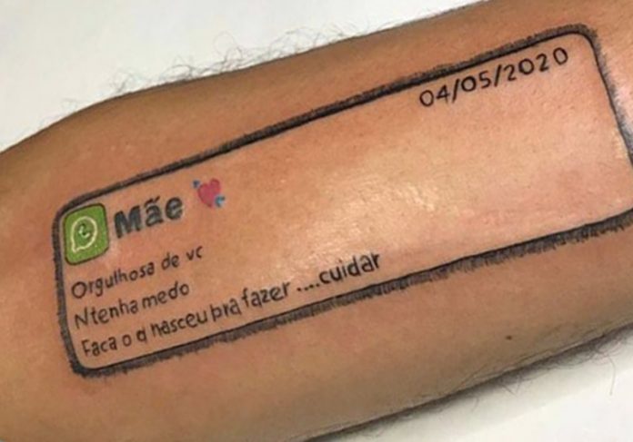 Filho faz tatuagem com a última mensagem da mãe gratidão