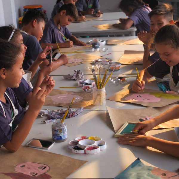 Aula de artes - Foto: divulgação