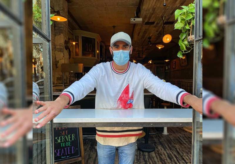 Barbeiro Andre Fersa assumindo restaurante vizinho - Foto: reprodução / Instagram