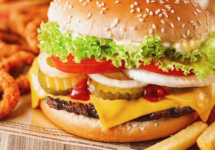 burger-king-mc-close Sanduíche Whopper - Foto: Reprodução/Burger King