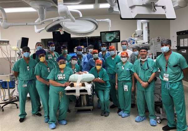 A equipe de 30 cirurgiões Foto: Hospital Infantil UC Davis