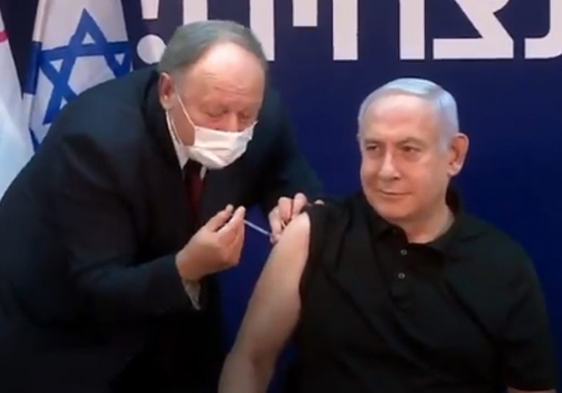 Benjamin Netanyahu é vacinado contra Covid - Foto: reprodução / Twitter