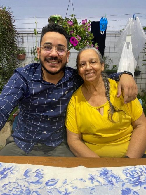 Prof. Jorge e a mãe – Foto: arquivo pessoal