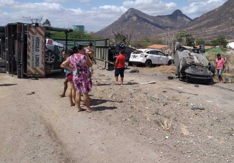 Acidente na BR 222 em Itapajé - Foto: arquivo pessoal