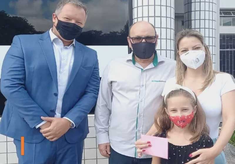 Pietra guardava o dinheiro há meses, mas quis doá-lo para quem precisa. - Foto: HCC