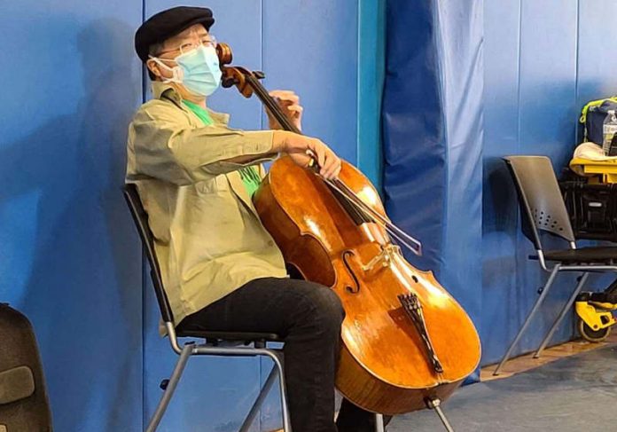 violoncelista_vacina Foto: NBC News