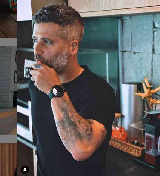 O ator Bruno Gagliasso em pausa para o café - Foto: reprodução / Instagram