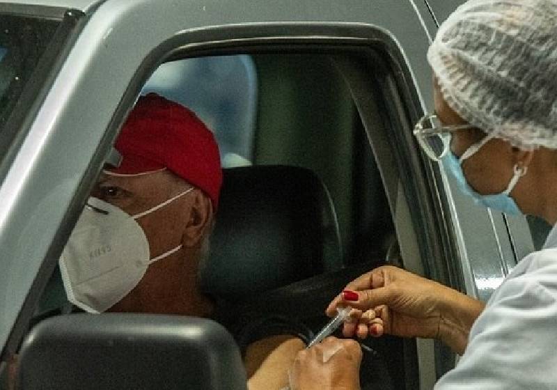 Mortes de idosos por covid-19 caem em 90% em SP - Foto: Evandro Leal / Enquadrar / Estadão Conteúdo