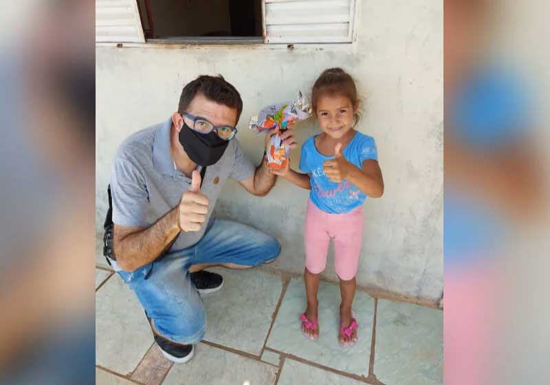 Cacau Show doa ovos de páscoa para levar um pouco mais de acolhimento e carinho na pandemia. - Foto: Centro de Formação São José