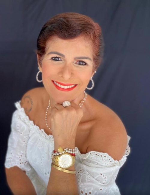 Escritora Rita Queiroz, autora do livro Grimalda - Foto: divulgao