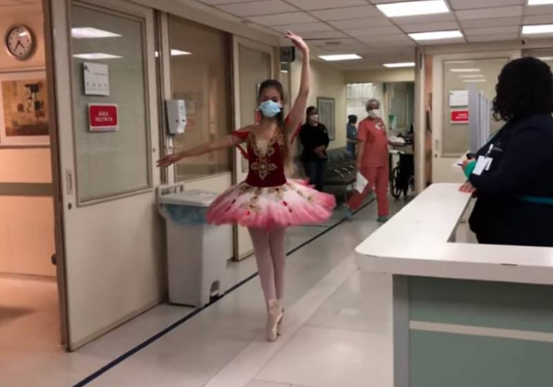 Duda dançando em uma das alas do Hospital de Brasília - Foto: reprodução / Youtube