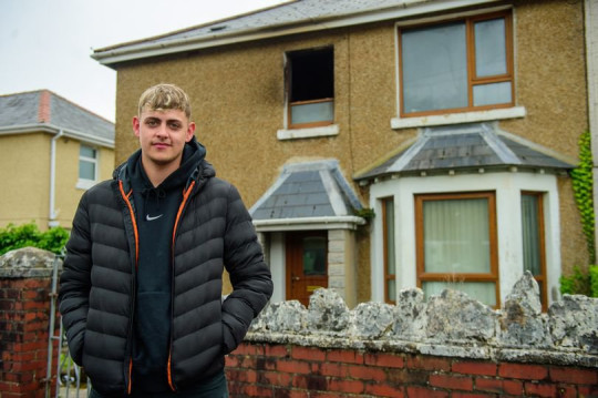 Marcus Evans enfrentou o fogo e salvou a idosa - Foto: Media Wales