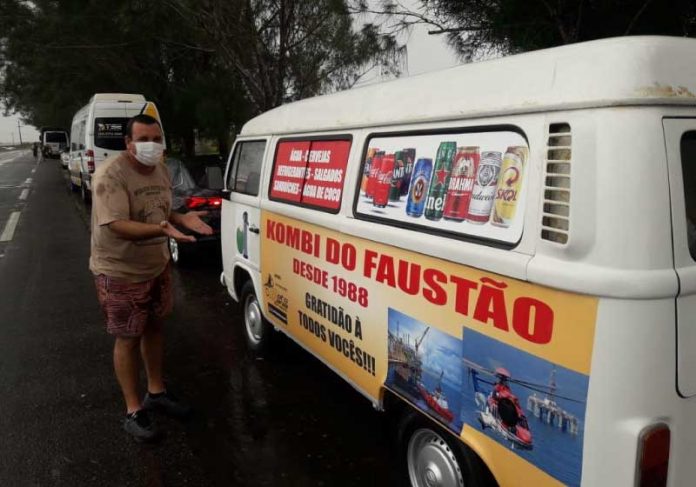 kombi-capa A Kombi nova foi uma ação coletiva de petroleiros do heliporto de São Thomé, no RJ. - Foto: arquivo pessoal