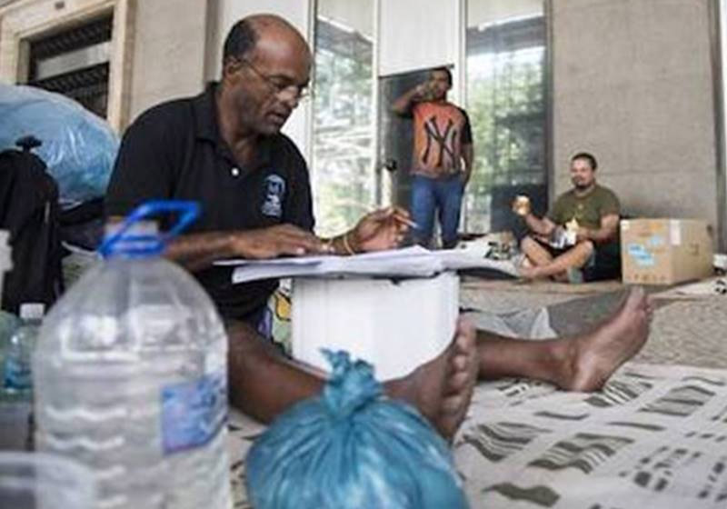 Carlos saiu das ruas e agora quer ajudar outras pessoas. - Foto: Antonio Scorza