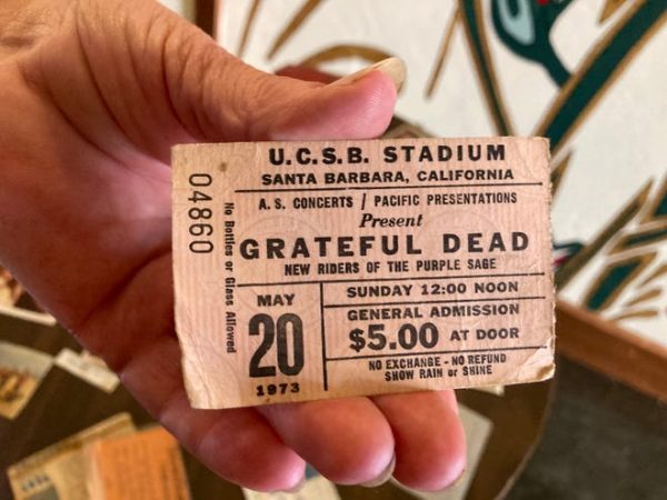Ingresso guardado há 46 anos. - Foto: reprodução VC Star