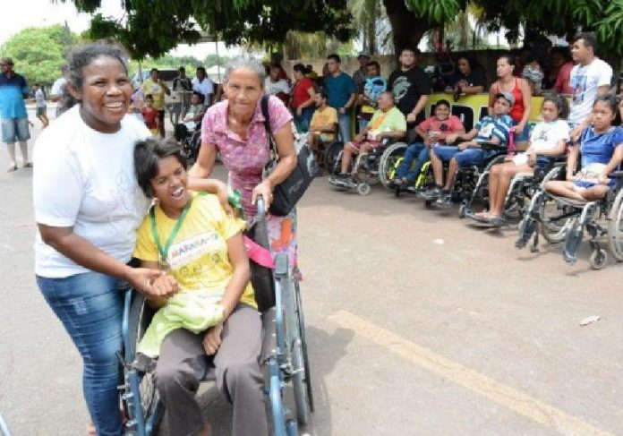 maes deficiencia capa (1) Crianças com deficiências atendidas pela Associação Grupo de Mães Anjos de Luz, em RR - Foto: divulgação