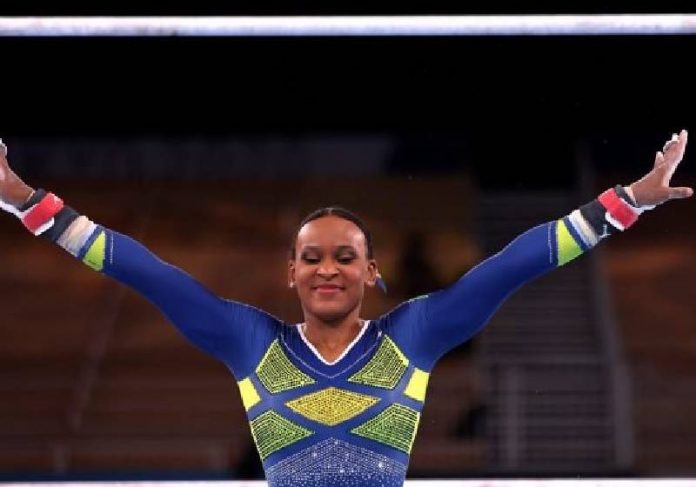 Rebeca Andrade é a 1ª medalhista olímpica da ginástica feminina do Brasil - Foto: Jamie Squire / Getty Images