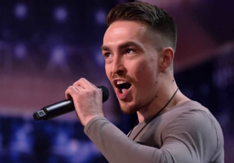 Donovan sonha ser cantor da Broadway Foto: reprodução YouTube