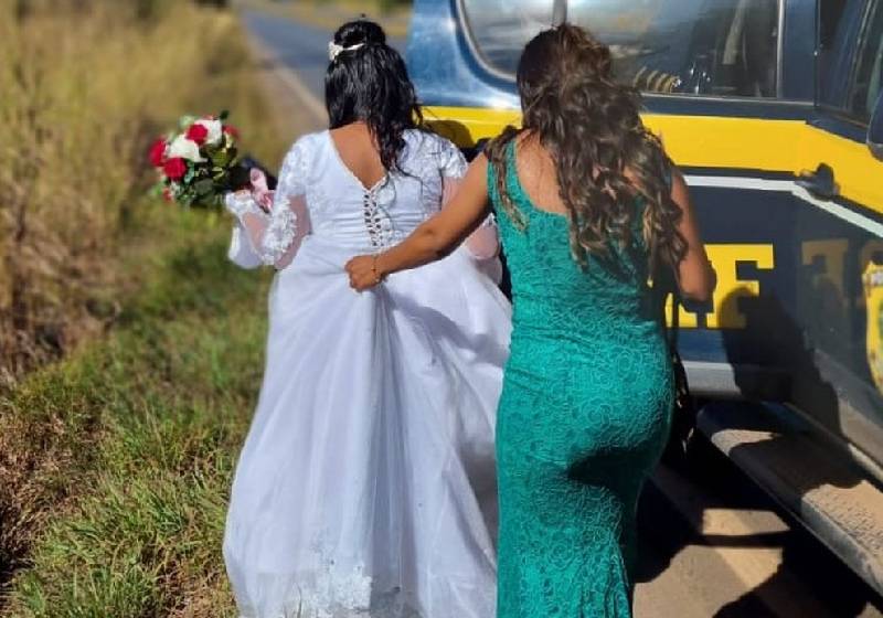 Graças à carona da PRF a noiva chegou a tempo para o casamento - Foto: reprodução / PRF