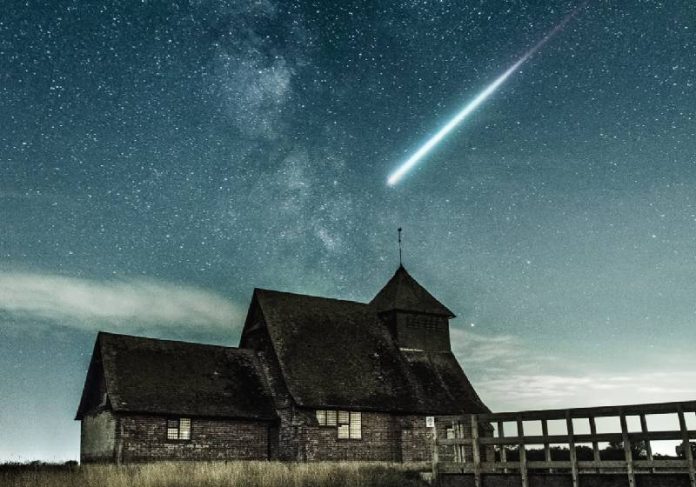 estrela cadente julho capa Já começaram as chuvas de estreladas cadentes Perseidas e Aquariids delta sul - Foto: Alexander Andrews / Unsplash