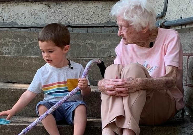 A diferença entre eles é de 97 anos Foto: Sarah Olson
