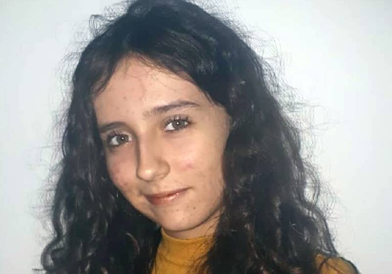 Rhayssa, de 18 anos, mora em Santos e precisa de ajuda para viajar - Foto: Arquivo pessoal