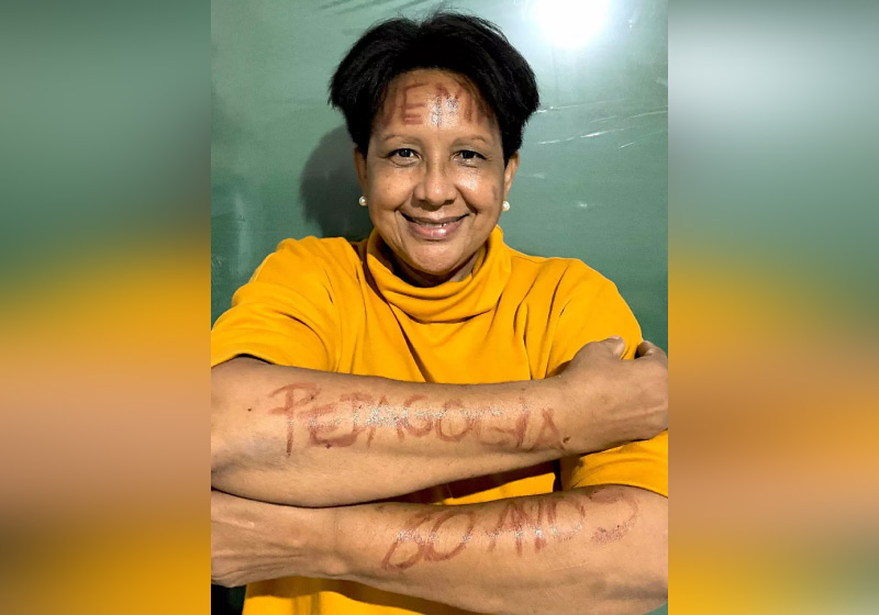 Foram 36 anos tentando ser aprovada no curso de Pedagogia. Hoje, Ana comemora! - Foto: arquivo pessoal