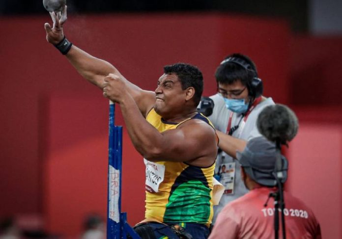O carioca Wallace Santos é ouro! Bateu o recorde mundial no arremesso de peso nas Paralimpíadas - Foto: Wander Roberto / CPB