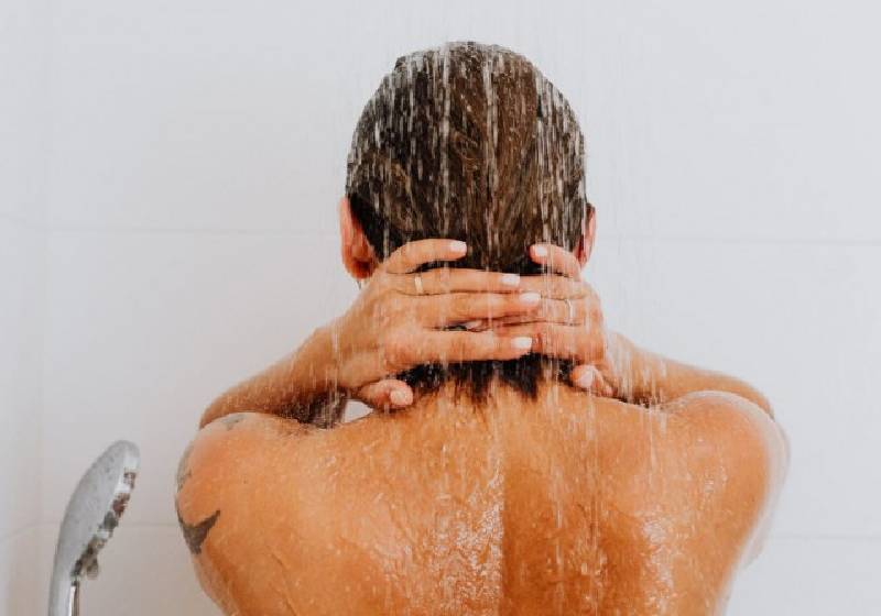 Uma pesquisa feita pela P&G mostra que brasileiro toma banho em média 8,5 vezes por semana - Foto: Pexels