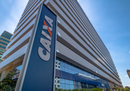 Estagiários sem experiência tem chance na Caixa - Foto: divulgaçao