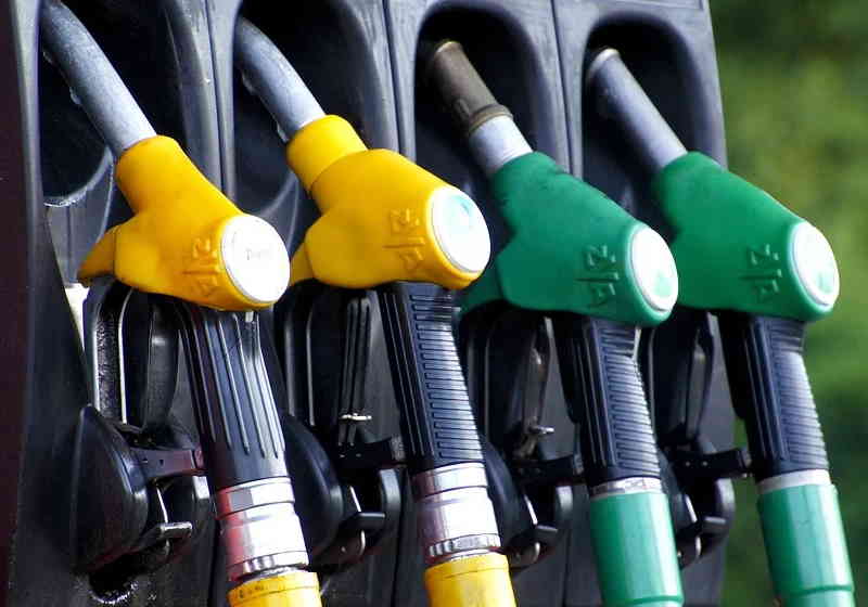 A calculadora é online e gratuita e faz uma análise entre gasolina e etanol Foto: Pixabay