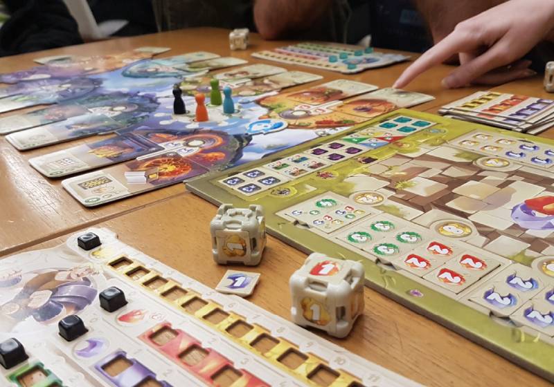 Os jogos on-line gratuitos, que ajudam na saúde mental, serão durante todo este mês do “Setembro Amarelo”, mês de ações de combate e prevenção ao suicídio - Foto: divulgação