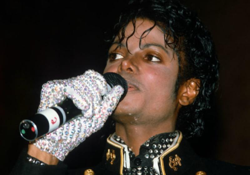 As luvas de Michael Jackson foram apreendidas na coleção do vice-presidente da Guiné Equatorial - Foto: Getty Images