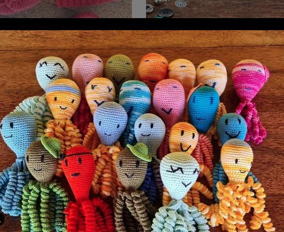 Os polvinhos de crochê feitos pelas voluntárias da Crocheteiras e Cia - Foto: reprodução / Instagram